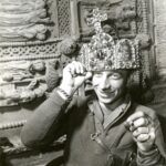 Ivan_Babcock_Poses_with_the_Crown_of_the_Holy_Roman_Empire