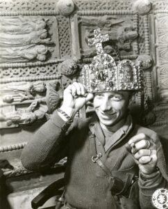 Ivan_Babcock_Poses_with_the_Crown_of_the_Holy_Roman_Empire