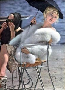 marilyn-monroe-someone-likes-it-hot-1959-bts