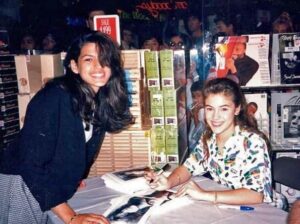 surprising-and-rare-ish-celebrity-throwback-photos-v0-pwfr9182lqoa1