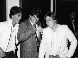 surprising-and-rare-ish-celebrity-throwback-photos-v0-76kr5x72lqoa1
